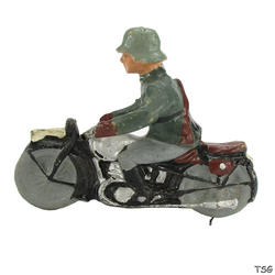Kienel Soldat auf Kraftrad