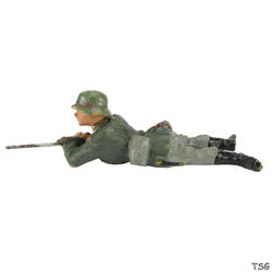 Kienel Soldat liegend, beobachtend, mit Gewehr