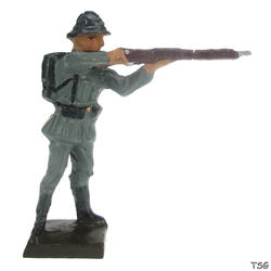 Lineol Soldat stehend, mit Gewehr schießend