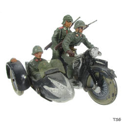 Lineol Soldat auf Kraftrad mit Sozius und Offizier im Beiwagen